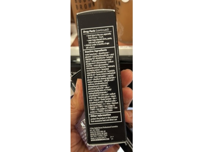 Bobbi Brown Weightless Skin Foundation, SPF 15, W-074 Golden, 1 fl oz/30 mL