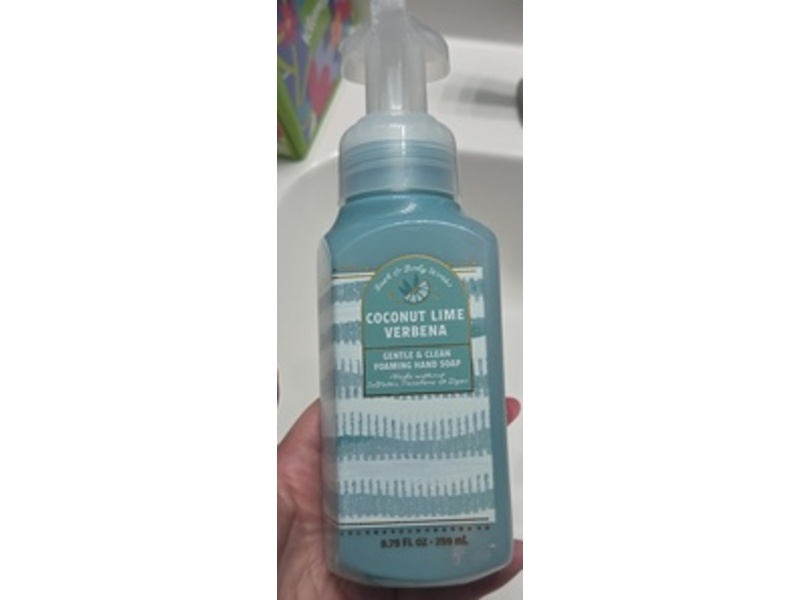 Bath & Body Works Gentle & Clean Foaming Hand Soap, Coconut Lime Verbena, 8.75 fl oz/259 mL