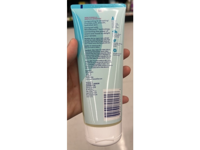 Clean & Clear Deep Action Exfoliating Cleanser, 7 fl oz/207 mL