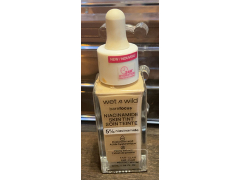 Wet N Wild Skin Tint, 5% Niacinamide + Hyaluronic Acid, Fair-Clair, 1.08 fl oz/32 mL