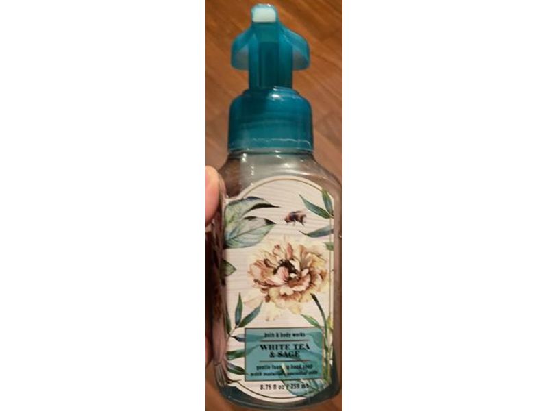 Bath & Body Works Gentle Foaming Hand Soap, White Tea, Sage, 8.75 fl oz/259 mL