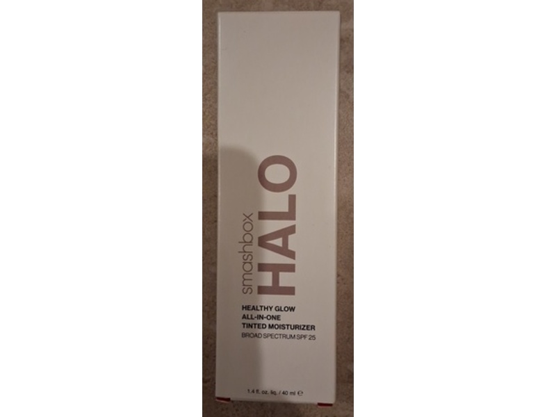 Smashbox Halo Healthy Glow All-In-One Tinted Moisturizer, SPF 25 15-Light Olive, 1.4 fl oz/40 mL
