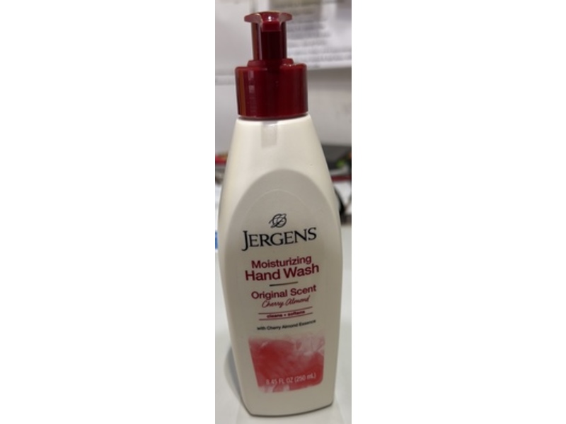 Jergens Moisturizing Hand Wash, Cherry Almond, 8.45 fl oz/250 mL