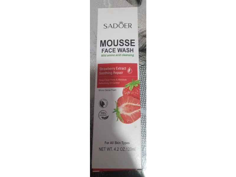 Sadoer Mousse Face Wash, Strawberry Extract, 4.2 fl oz/120 mL
