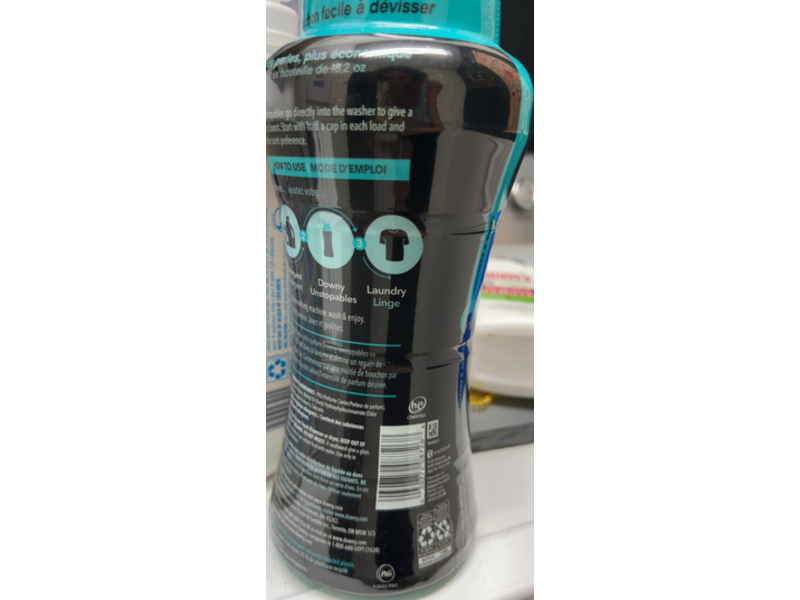 Downy Unstopables Fresh In-Wash Laundry Scent Booster, 24 oz/680 g