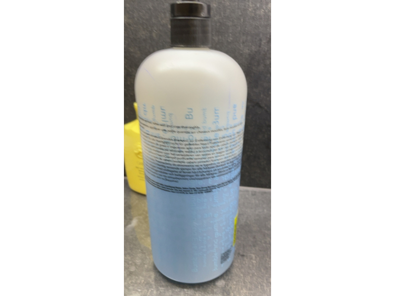 Bumble & Bumble BB Sunday Shampoo, 33.8 fl oz/1 L