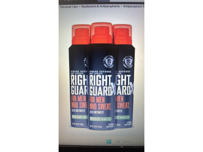 Right Guard Xtreme Defense Dry Antiperspirant Deodorant Spray, Fresh Blast, 3.8 oz/107 g