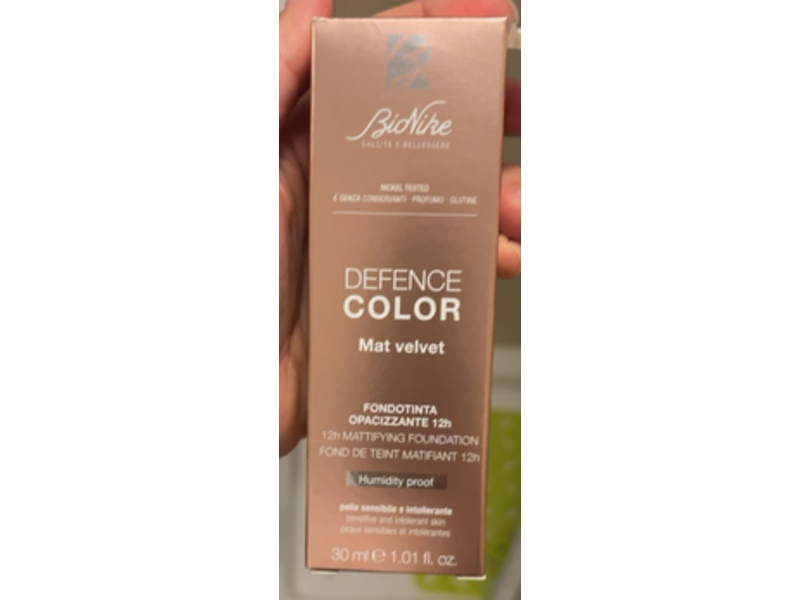 BioNike Defence Mat Velvet Color Mattifying Foundation, 404 BEIGE NATUREL, 1.01 fl oz/30 mL