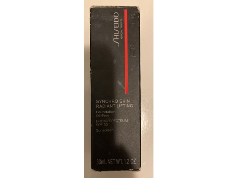 Shiseido Synchro Skin Radiant Lifting Foundation, SPF 30, 160 Shell, 1.2 oz/30 mL
