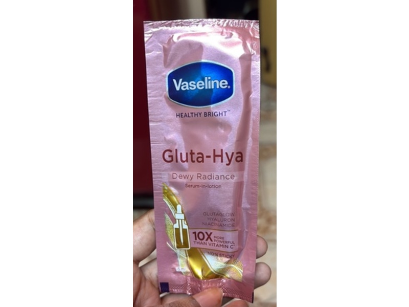 Vaseline Gluta-Hya Dewy Radiance Serum-In-Lotion, Hyaluron, Niacinamide, 15 mL