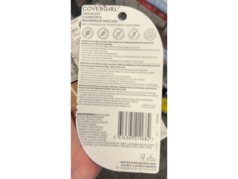 Covergirl Lash Blast Cleantopia Waterproof Mascara, 825 Extreme Black, 0.32 fl oz/9.5 mL