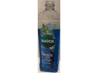 Radox Muscle Soak Bath Soak, Sea Minerals & Sage, 1 L - Image 3