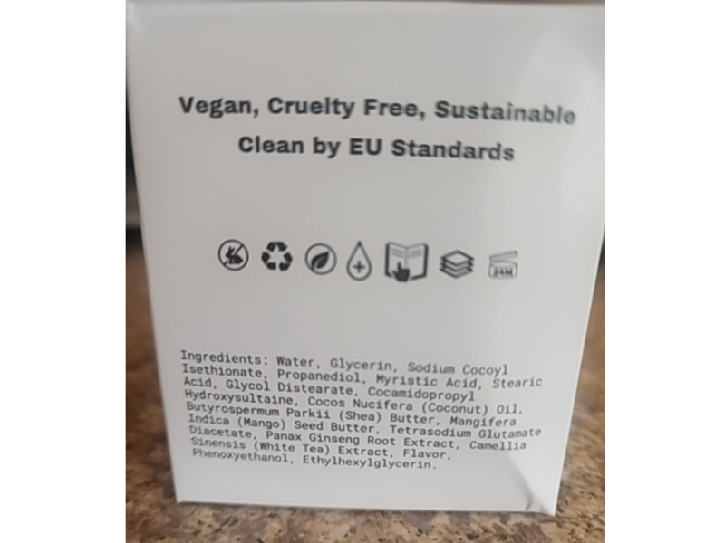 Strip Makeup Whipped Coconut Makeup Remover, Mango Seed Butter, Ginseng & White Tea, 3.4 fl oz/100 mL