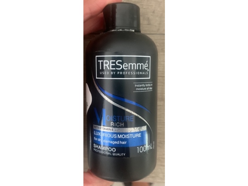 TRESemme Moisture Rich Shampoo, Vitamin E, 100 mL