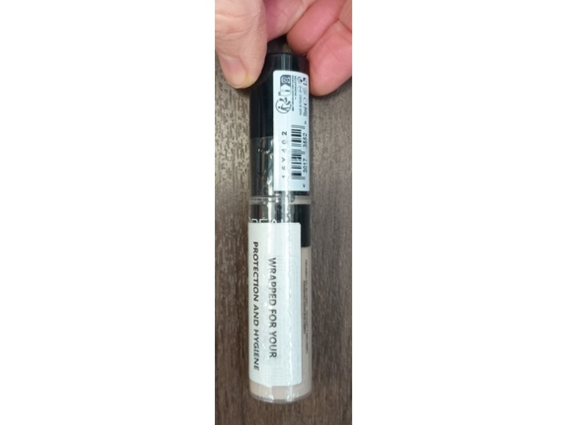 L'Oreal Paris Infaillible Concealer, 320 porcelain, 11 mL