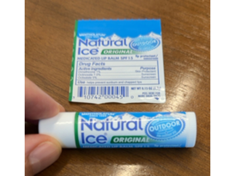 Mentholatum Natural Ice Medicated Lip Balm, SPF 15 Original, 0.15 oz/4.2 g, Pack Of 48