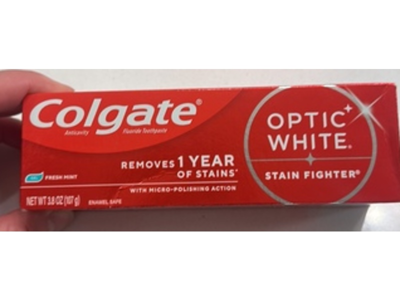 Colgate Optic White Stain Fighter Fluoride Toothpaste Gel, Fresh Mint, 3.8 oz/107 g