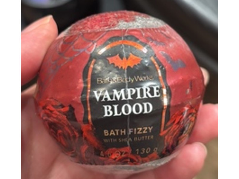 Bath & Body Works Bath Fizzy, Vampire Blood, 4.06 oz/130 g
