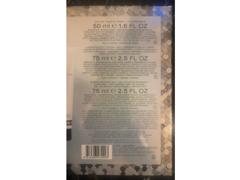 Marc Jacobs Daisy Eau De Toilette Spray + Luminous Body Lotion + Bubbly Shower Gel Set