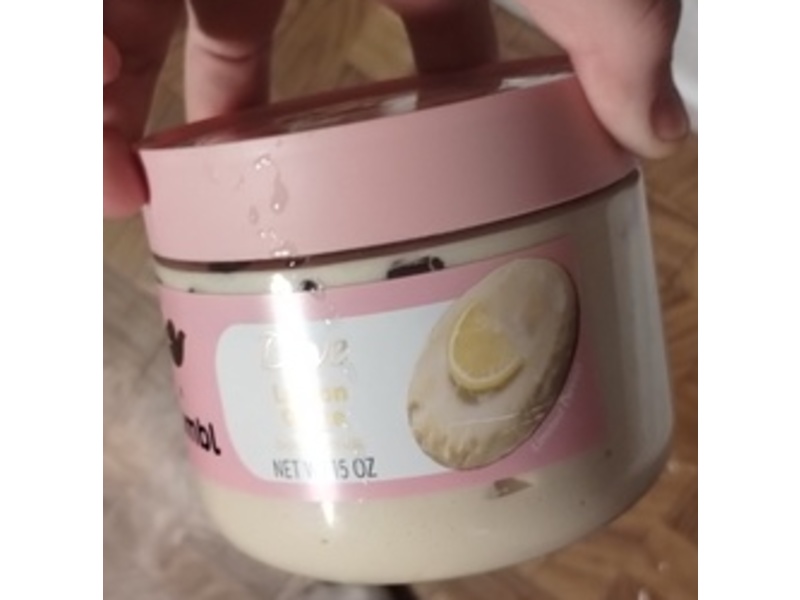 Dove x Crumbl Body Scrub, Lemon Glaze, 15 oz