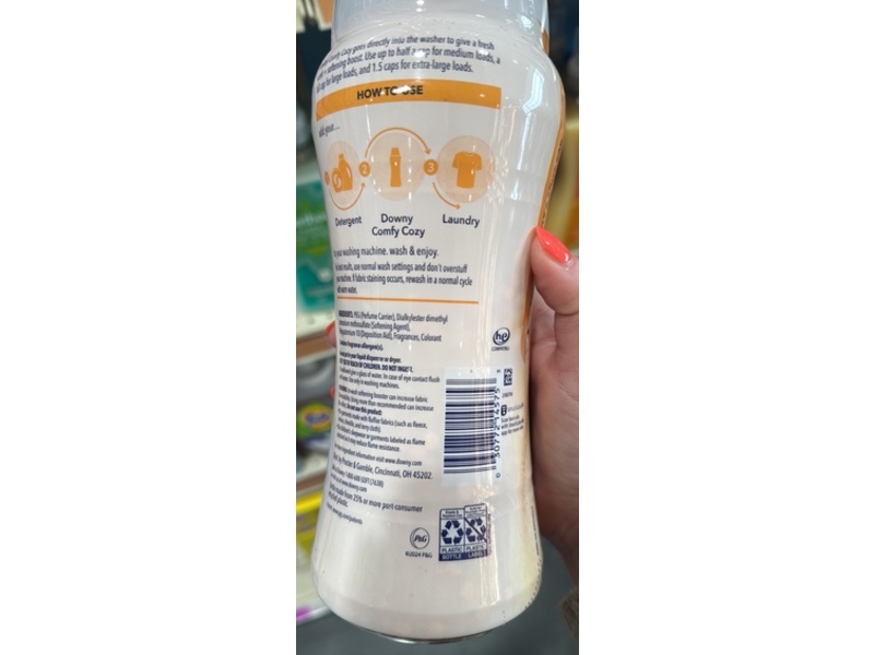 Downy Comfy Cozy 2 In 1 Softness Light Scent, Toasted Vanilla, 19.4 oz/549 g