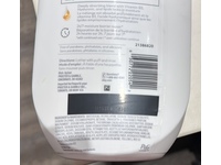 Olay Ultra Moisture Body Wash, Cocoa Butter, 35 fl oz/1.03 L - thumbnail 3