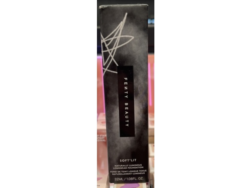 Fenty Beauty Soft'Lit Naturally Luminous Longwear Foundation, 220 Warm Peach, 1.08 fl oz/32 mL