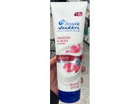 Head & Shoulders Dandruff Conditioner, Smooth & Silky, 10.6 fl oz/315 mL - thumbnail 2