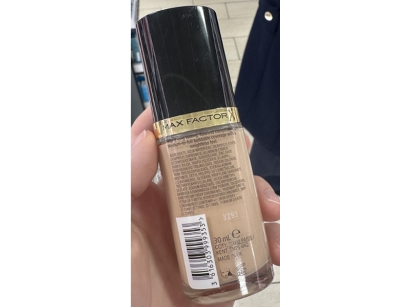 Max Factor Face Finity Airbrush Finish 3 In 1 Primer + Concealer & Foundation, N45 Warm Almond, 30 mL