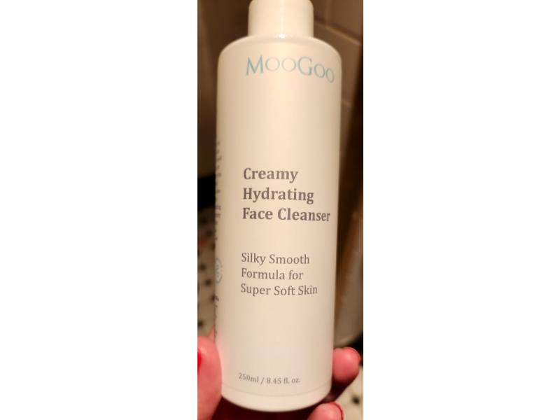 MooGoo Creamy Hydrating Face Cleanser, 8.45 fl oz/250 mL