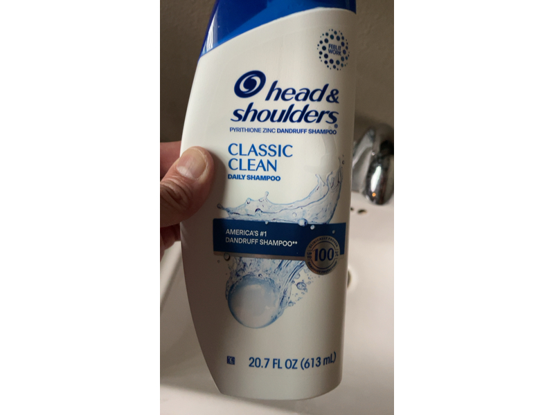 Head & Shoulders Classic Clean Daily Shampoo, 20.7 fl oz/613 mL