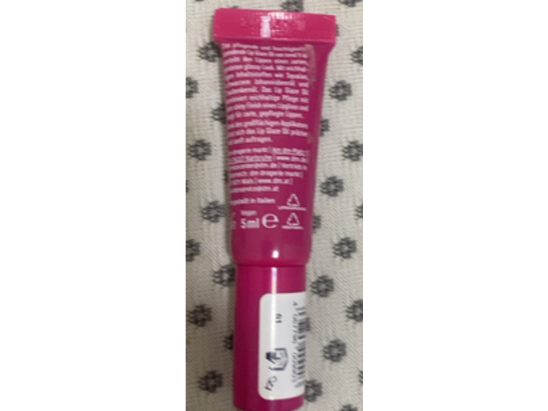 trend !t up dm Glossy Finish Lip Glaze Oil, Pomegranate, 5 mL