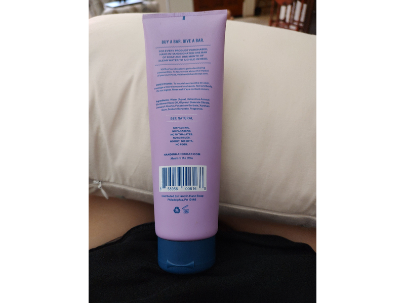 Hand in Hand Lavender Body Lotion 8 0z / 236 mL