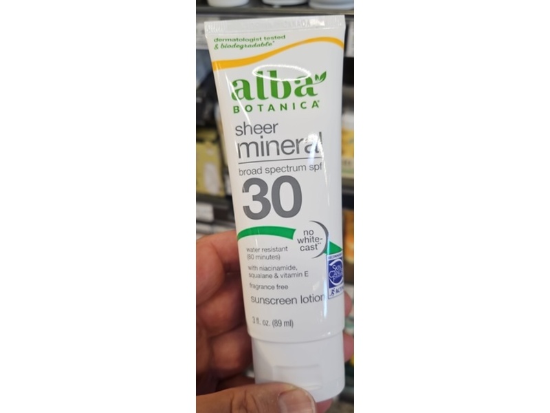 Alba Botanica Sunscreen Lotion, SPF 30, Niacinamide + Squalene & Vitamin E, 3 fl oz/89 mL