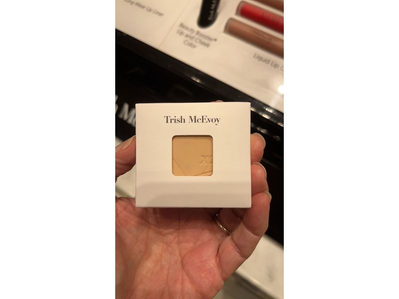 Trish McEvoy Even Skin Mineral Powder Foundation Refill, Bare, SPF 15, 0.25 oz/7 g