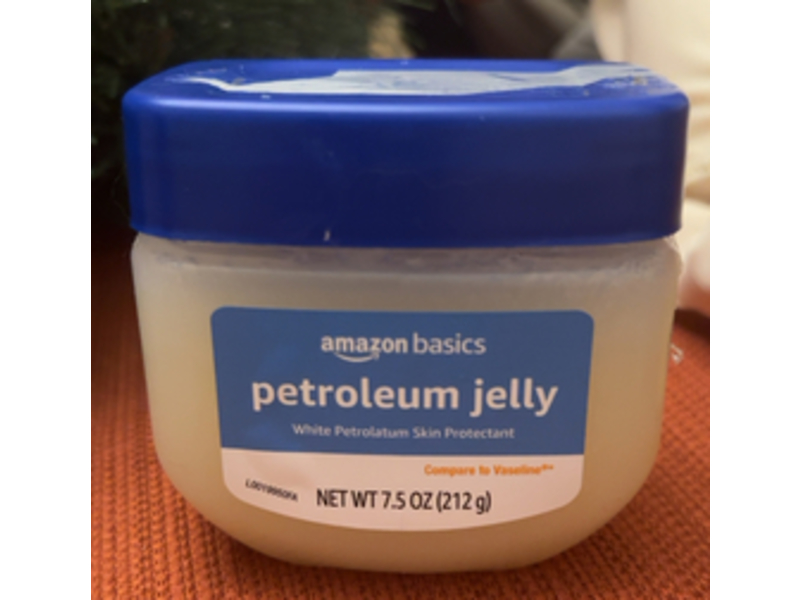 Amazon Basics Petroleum Jelly, White Petrolatum, 7.5 oz/212 g
