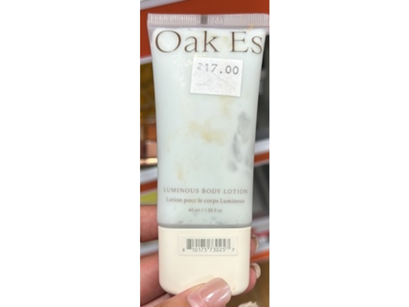 Oak Essentials Luminous Body Lotion, 1.35 fl oz/40 mL
