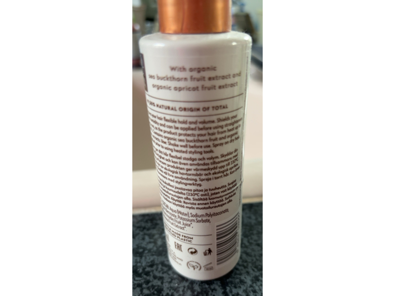 Four Reasons Nature Strong Hairspray, 5.1 fl oz/150 mL