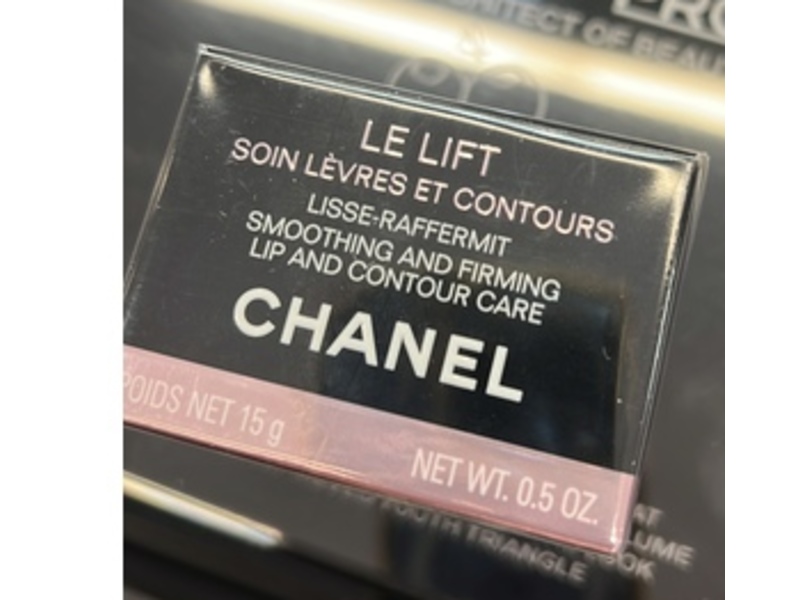 Chanel Le Lift Lip Contours, 0.5 oz/15 g