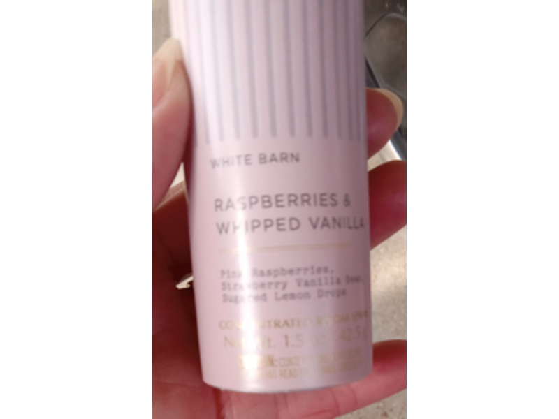 White Barn Raspberry & Whipped Vanilla Concentrated Room Spray, 1.5 oz/42.5 g