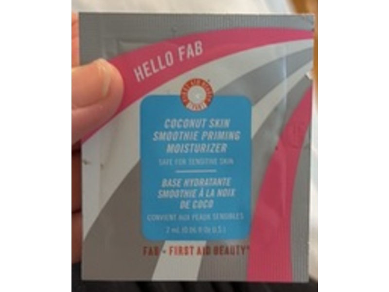 First Aid Beauty Hello Fab Coconut Skin Smoothie Priming Moisturizer, 0.06 fl oz/2 mL