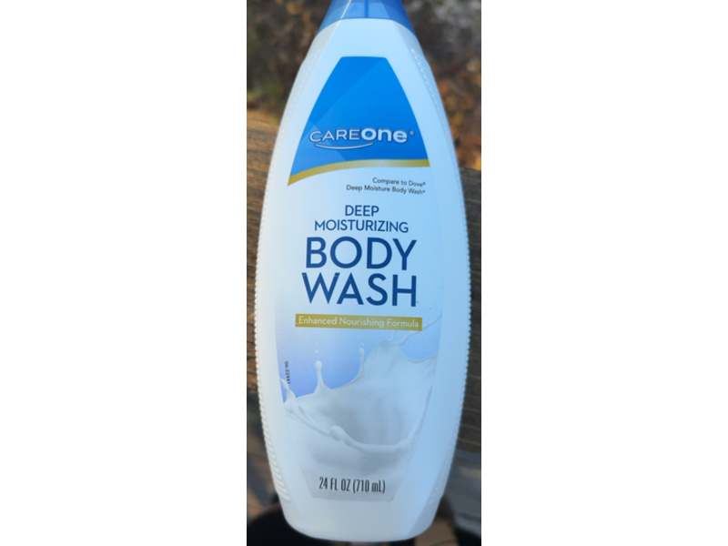 Care One Deep Moisturizing Body Wash, 24 fl oz/710 mL