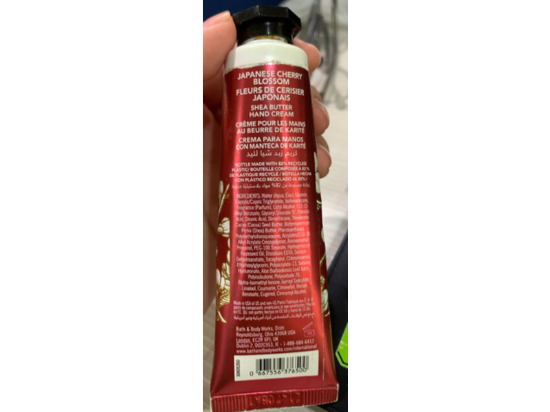 Bath & Body Works Japanese Cherry Blossom Hand Cream, 1 fl oz/29 mL