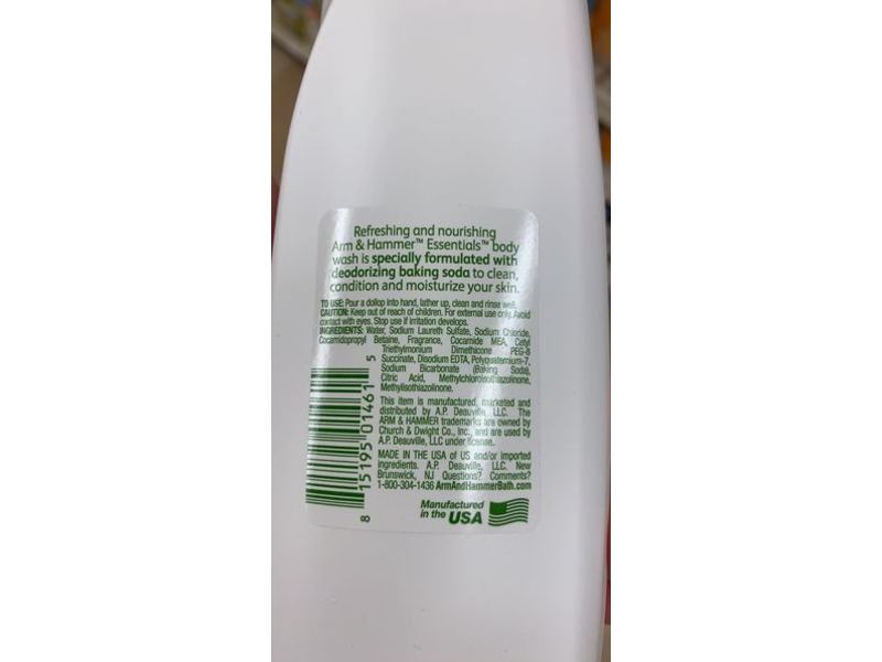 Arm & Hammer Essentials Ultra Replenishing Body Wash, Clear Water, 22.5 oz/665 mL