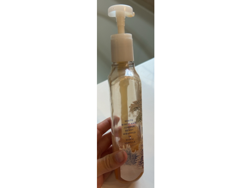 Bath & Body Works Creamy Luxe Hand Soap, Winter White Woods, 8 fl oz/236 mL