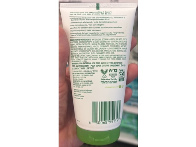Simple Kind To Skin Moisturising Facial Wash, Pro-Vitamins B5+E, 5.1 fl oz/150 mL