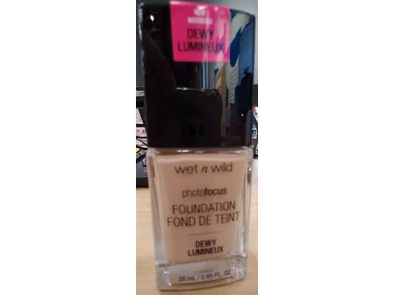 wet n wild Photo Focus Dewy Foundation, Shell Ivory, 0.95 fl oz/28 mL