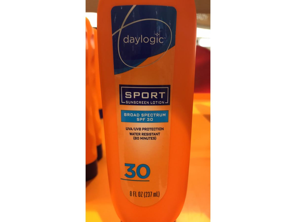 Daylogic Sport Sunscreen Lotion, SPF 30, 8 fl oz Ingredients and Reviews
