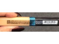 L'Oreal Paris Infallible Pro Glow Concealer, Creamy Natural, 0.21 fl oz/6.2 mL - thumbnail 3