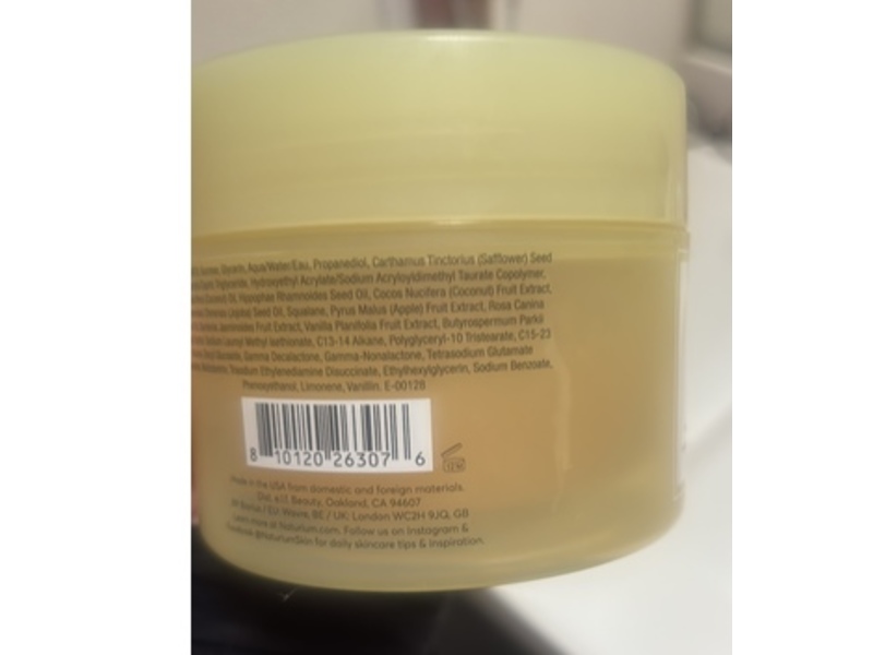 Naturium The Glow Getter Multi-Oil Body Scrub, 8 oz/226 g